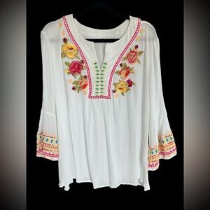 Saint Tropez West Embroidered Boho Peasant Top Floral Rayon 1X